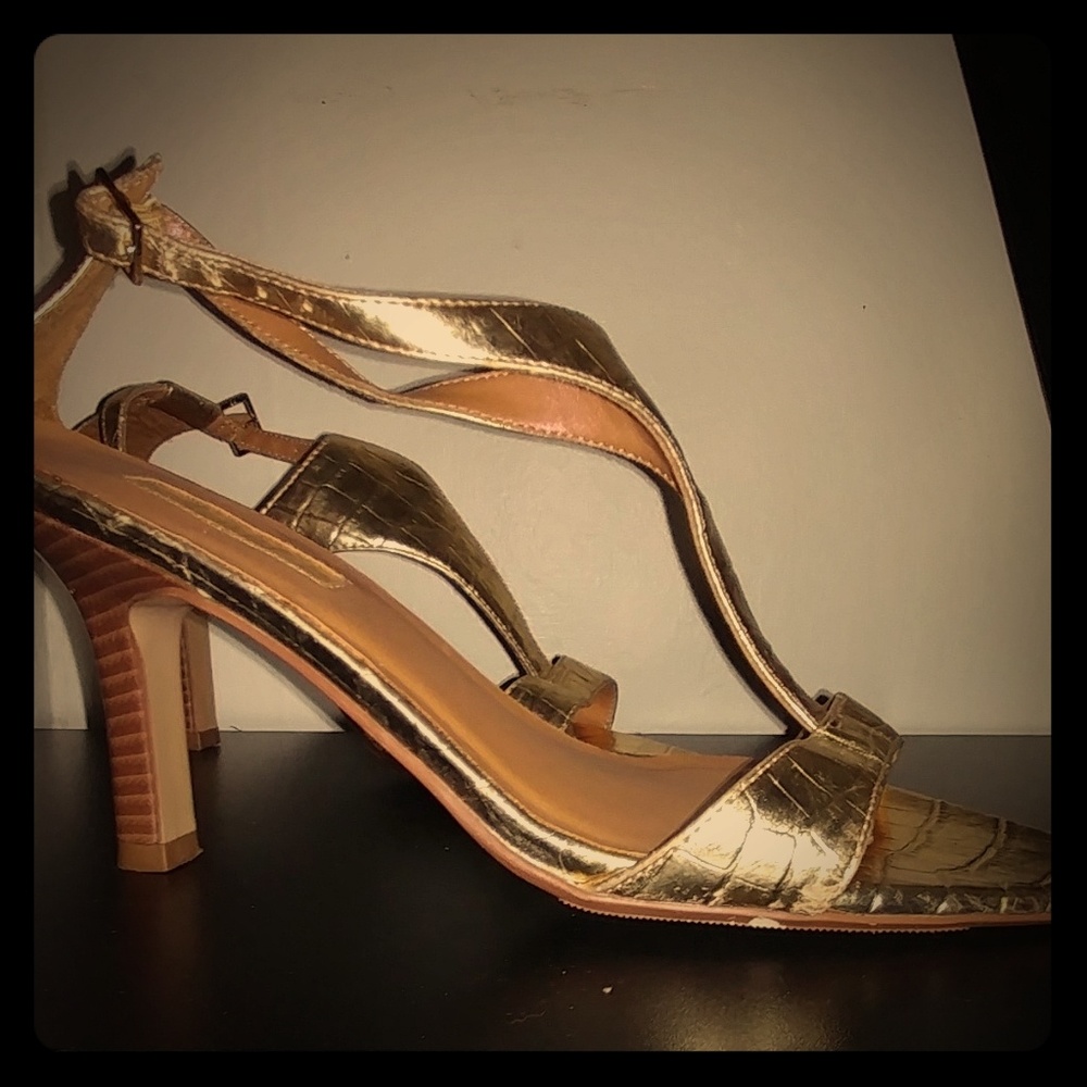 Gold Metallic Dress Sandal 3 in. Heel Sz 8.5M